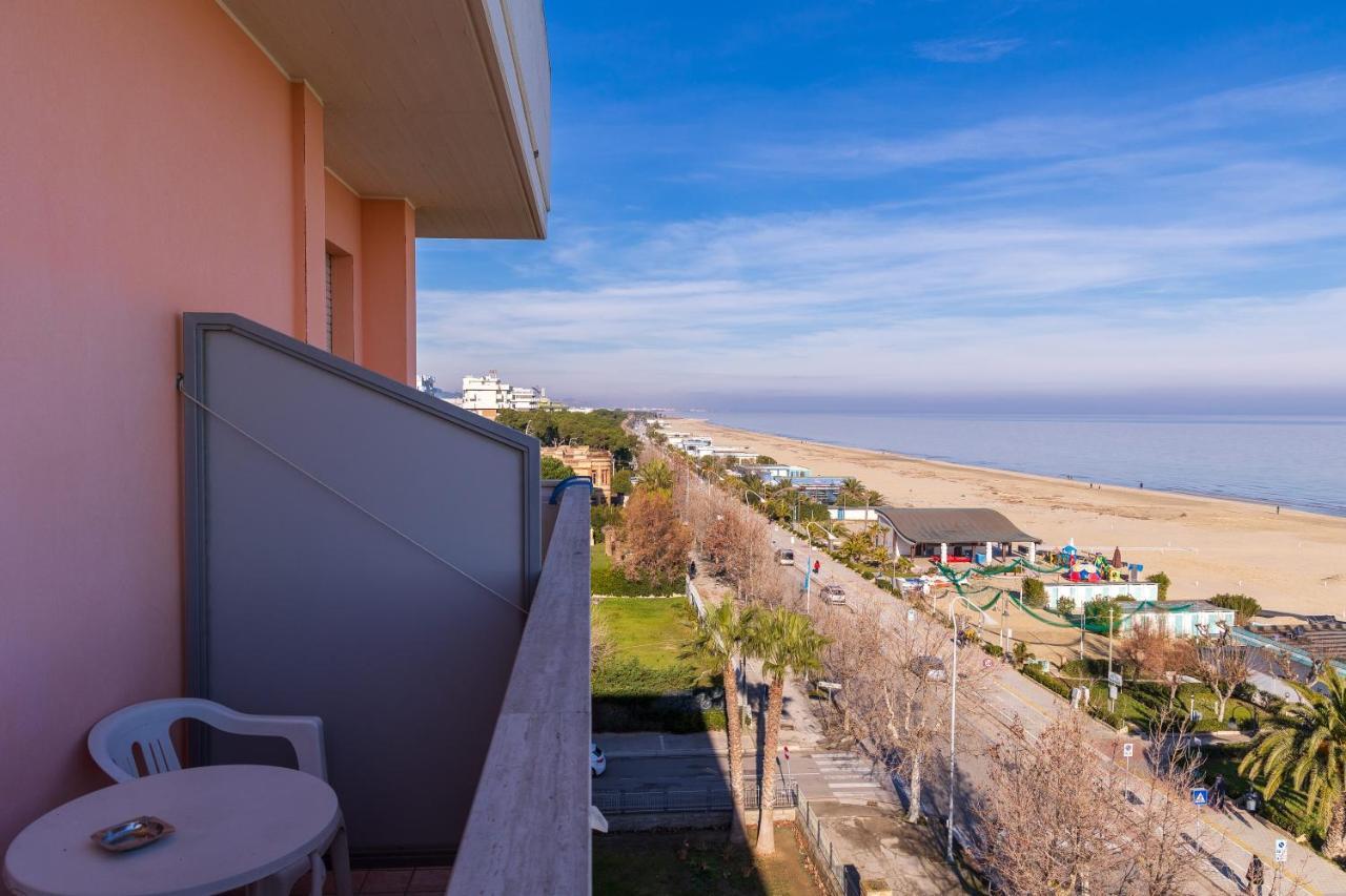 Hotel Royal Giulianova Exterior foto